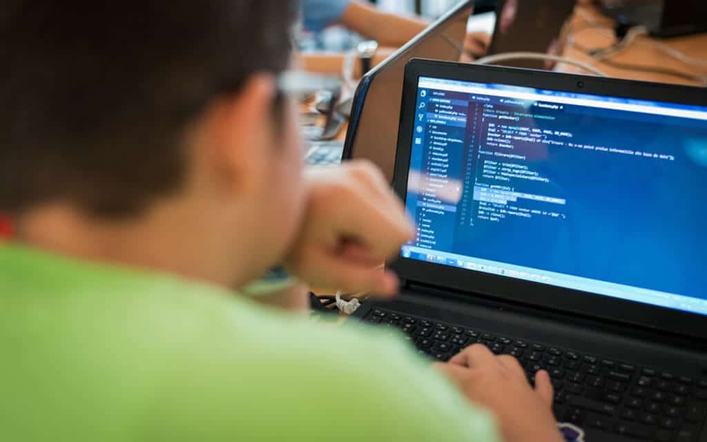 10 Best Laptops for Computer Science Students