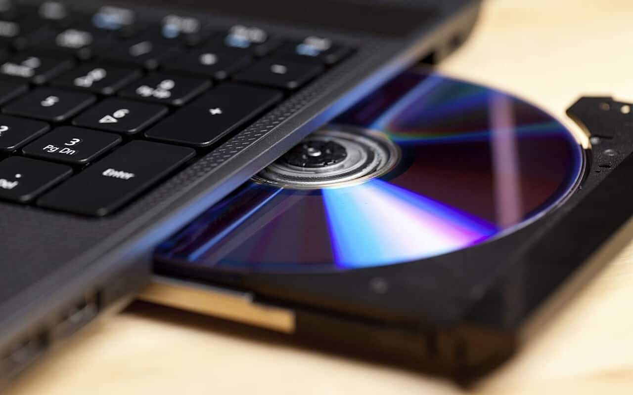 Can You Play Blu-ray DVDs on Your Laptop?