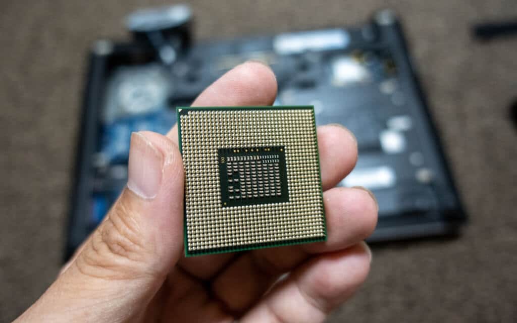 Can You Use A Laptop CPU In A Desktop Technize
